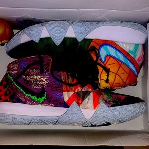 I’m selling different colored nikes self made